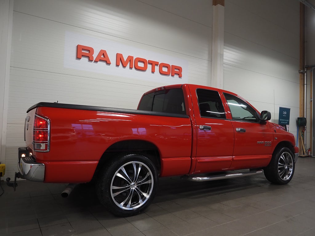Dodge RAM 1500 Quad Cab 4.7 V8 238hk Lone Star | Dragkrok | 2006