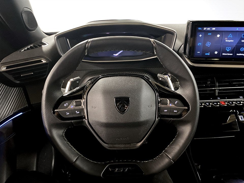 Bild på Peugeot 2008 GT 1.2 PT 130hk Aut - 360,ELSTOL MED MINNE