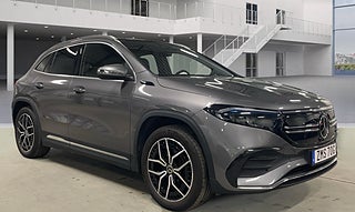 SUV Mercedes-Benz EQA 13 av 14