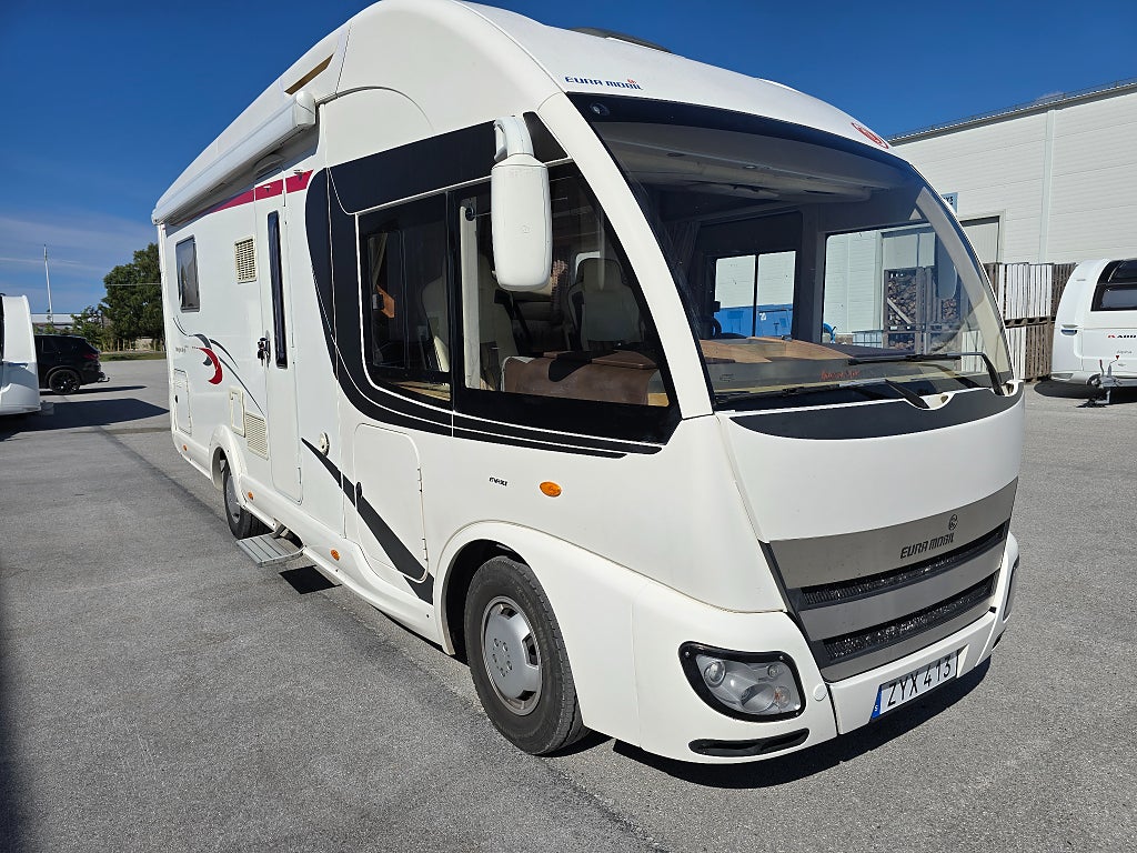 Eura Mobil Integra Style 710 QB *Queenbed *Automat *AC *Taksäng
