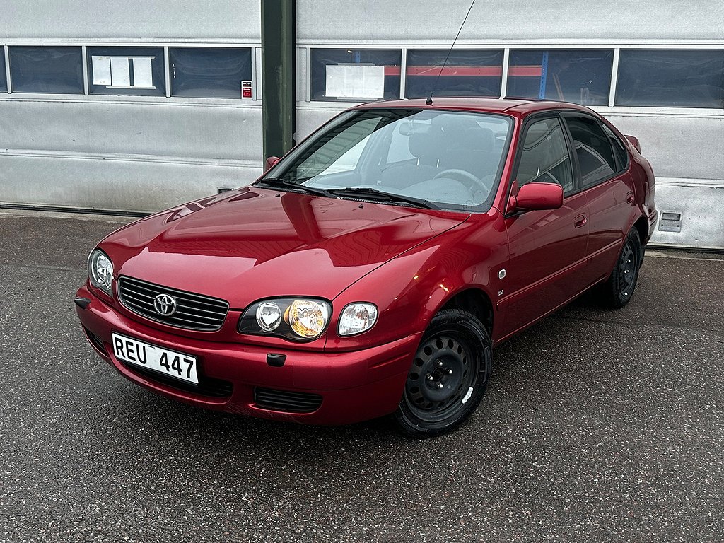 Toyota Corolla Liftback 1.6 VVT-i Dragkrok Motorvärmare 