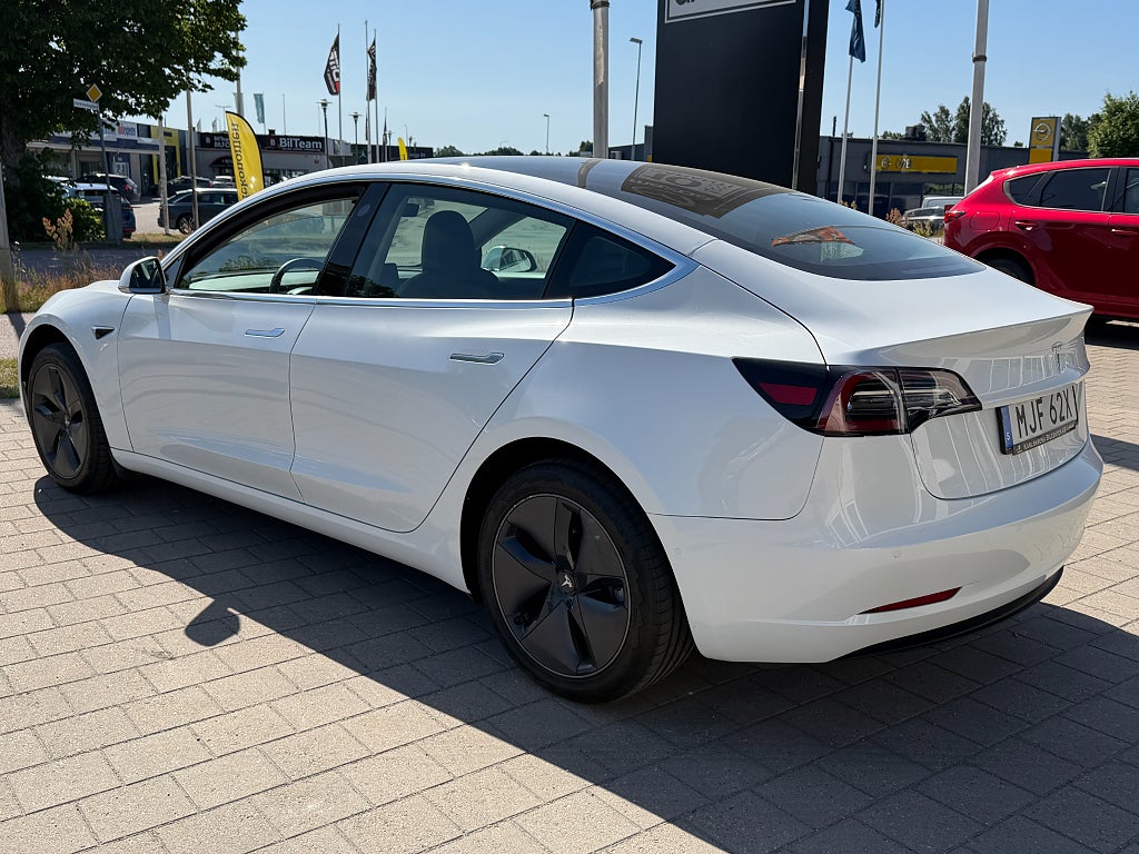 Tesla Model 3 Standard Range Plus 258hk