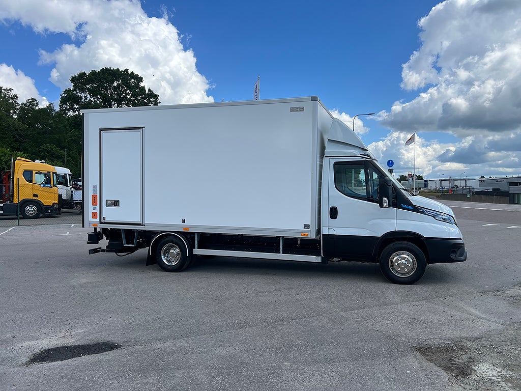Iveco Daily 72C14E AirPro Skåpbil med Z-Lift, ELBIL
