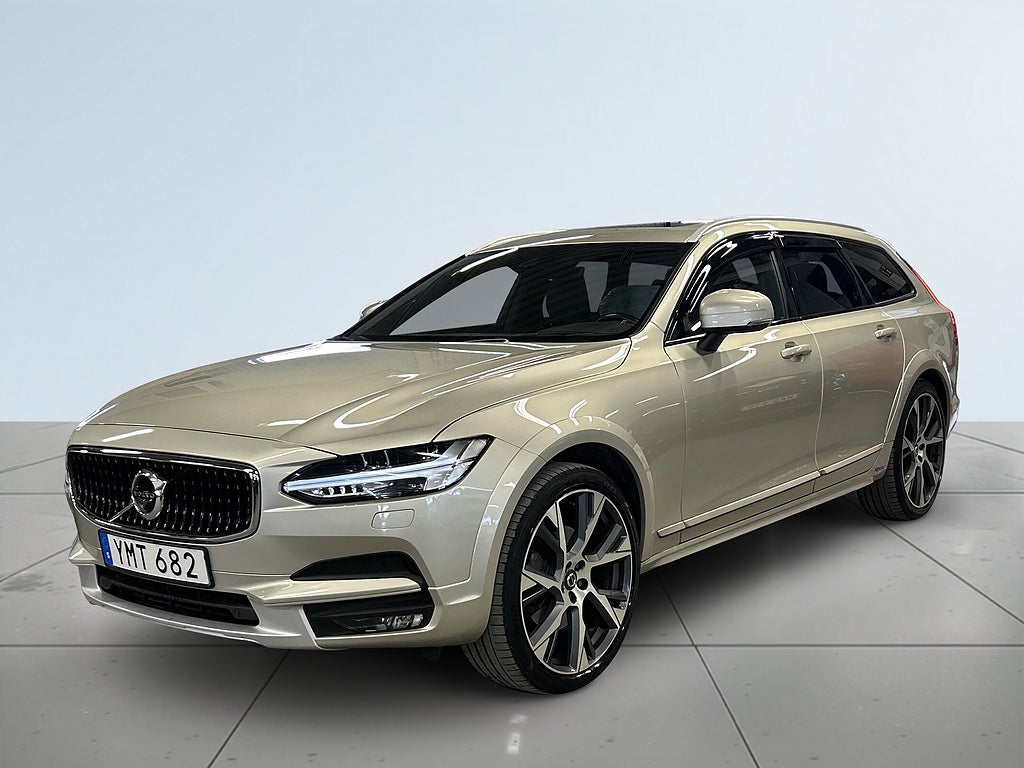 Volvo V90 Cross Country D4 AWD Geartronic Inscription Pro Drag/360°/S&V-Däck