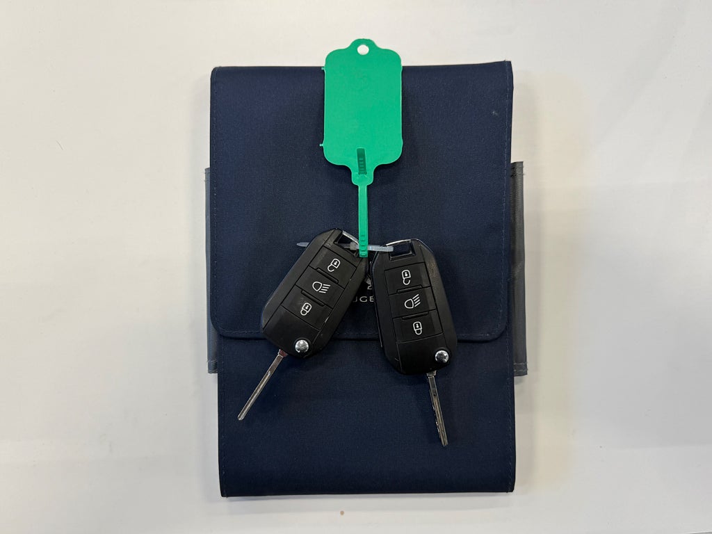 Peugeot 5008 1.2 PureTech 130 7 Sits Drag Värmare 2 Ägare - miniatyr 27