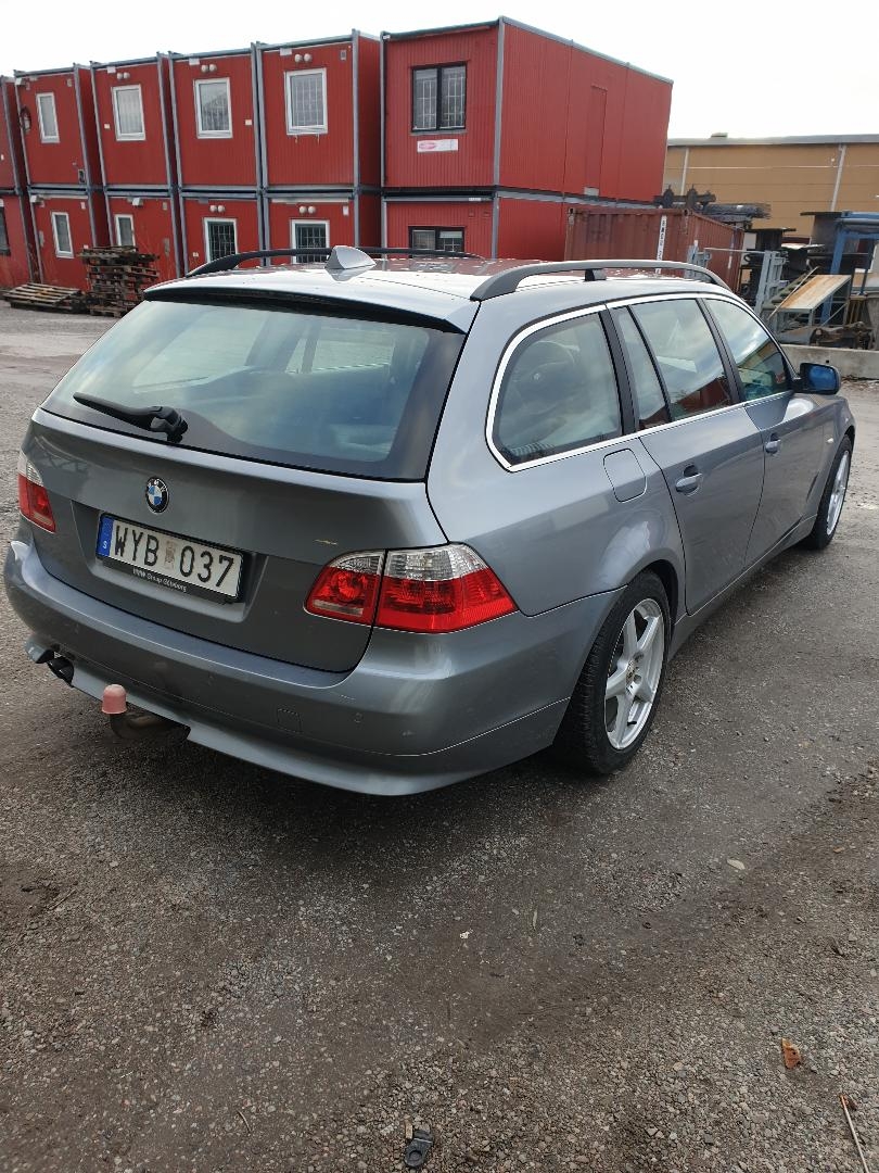 BMW 525 x i Touring 218hk 2005, kuva 3/37
