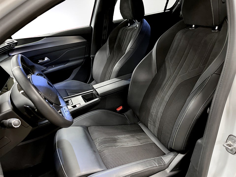 Bild på Peugeot 308 5D GT 1.2 PT 130hk Aut 360-KAMERA CARPLAY