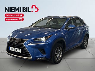 Lexus NX 300h 2.5 AWD E-CVT Business Line S&Vhjul/Drag/Kamera – bild 1