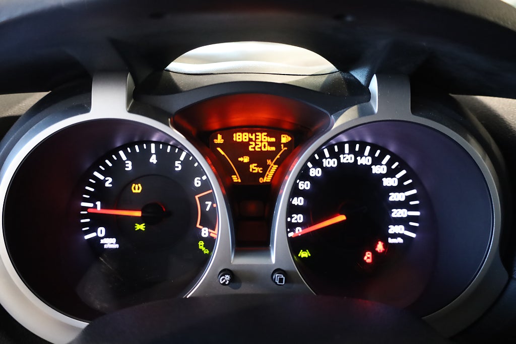 Nissan Juke 1.2 DIG-T 115hk Navi 360° Kamera Blåtand