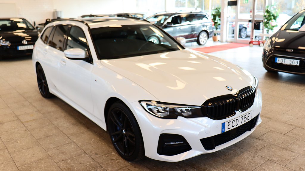 BMW 330e xDrive Touring Steptronic Euro 6 Panorama m-Sport