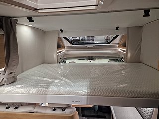 Husbil-halvintegrerad Adria MATRIX 670 SL 60Y 28 av 28