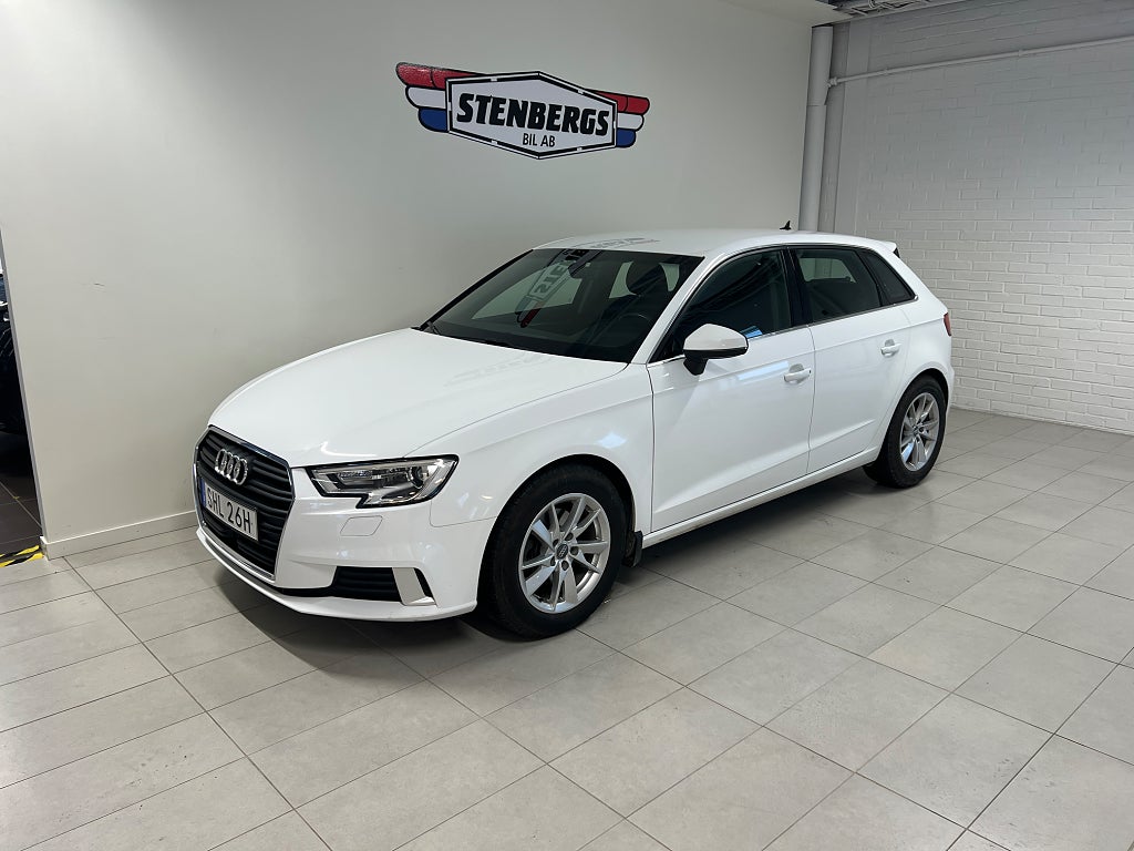 Audi A3 35 TFSI Proline, Sport Edition SoV Hjul Ränta 3,99%
