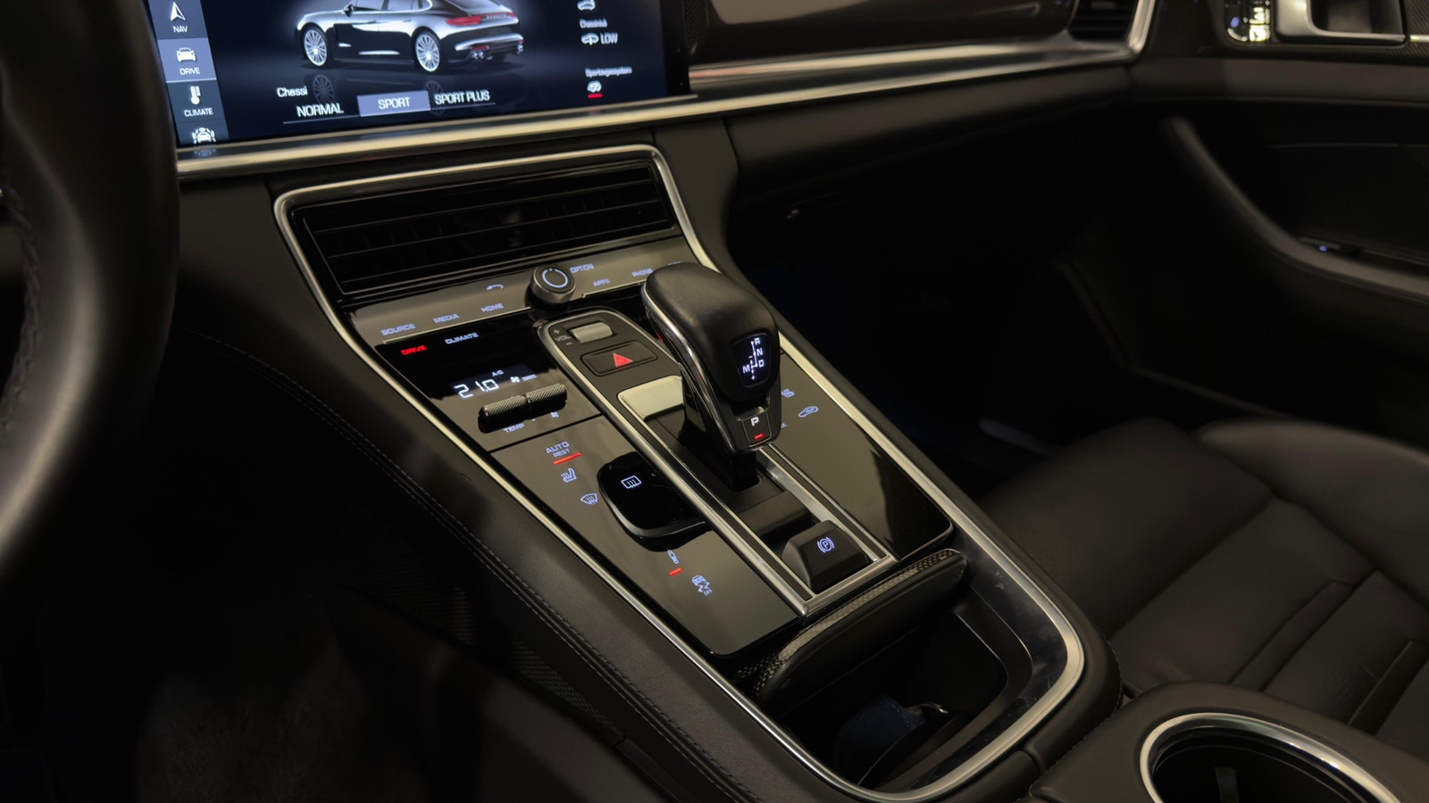 Porsche Panamera 4S PDK 440hk Sport Chrono | Se utrustning! 2017 - miniatyr 30