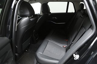 Kombi BMW 330e 24 av 26