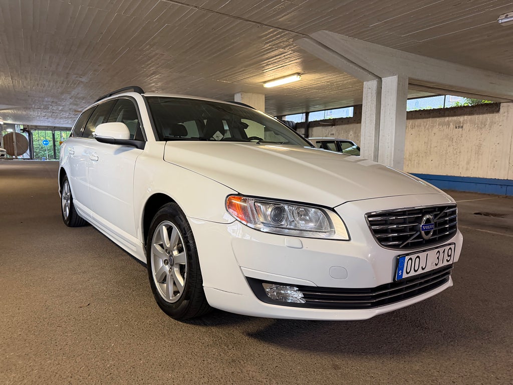 Volvo V70 D2 Momentum Euro 5