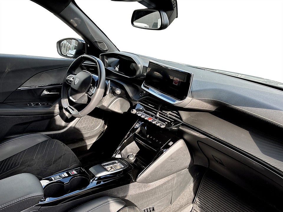 Bild på Peugeot 2008 GT 1.2 PT 130hk Aut B-KAMERA CARPLAY