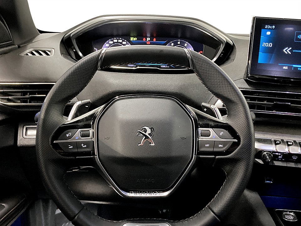 Bild på Peugeot 5008 GT Black Pack 1.2 PT 130hk Aut 7-SITS B-KAMERA