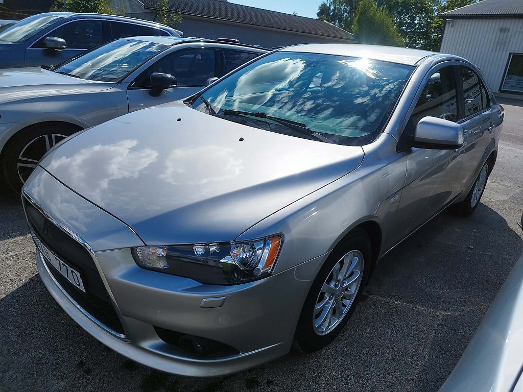 Mitsubishi Lancer Sportback 1.6 MIVEC ClearTec Inform Euro 5