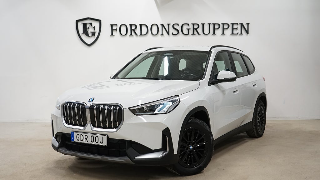 BMW iX1 xDrive30 / Drag / Adaptiv farthållare / Navi / Kamera