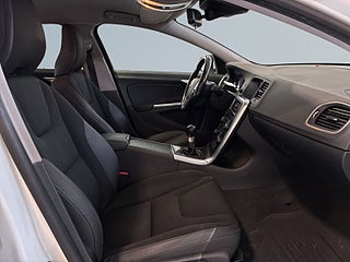 Volvo V60 D2 Momentum Drag Farthållare Psens BT ISOFIX S&V-hjul