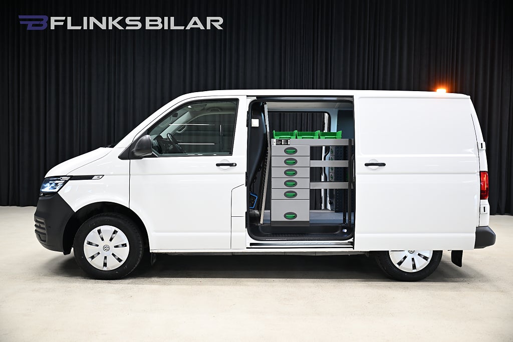 Volkswagen Transporter 4Motion DSG 150HK Servicebil|V-Inredd|Lågmil|SEUTR!