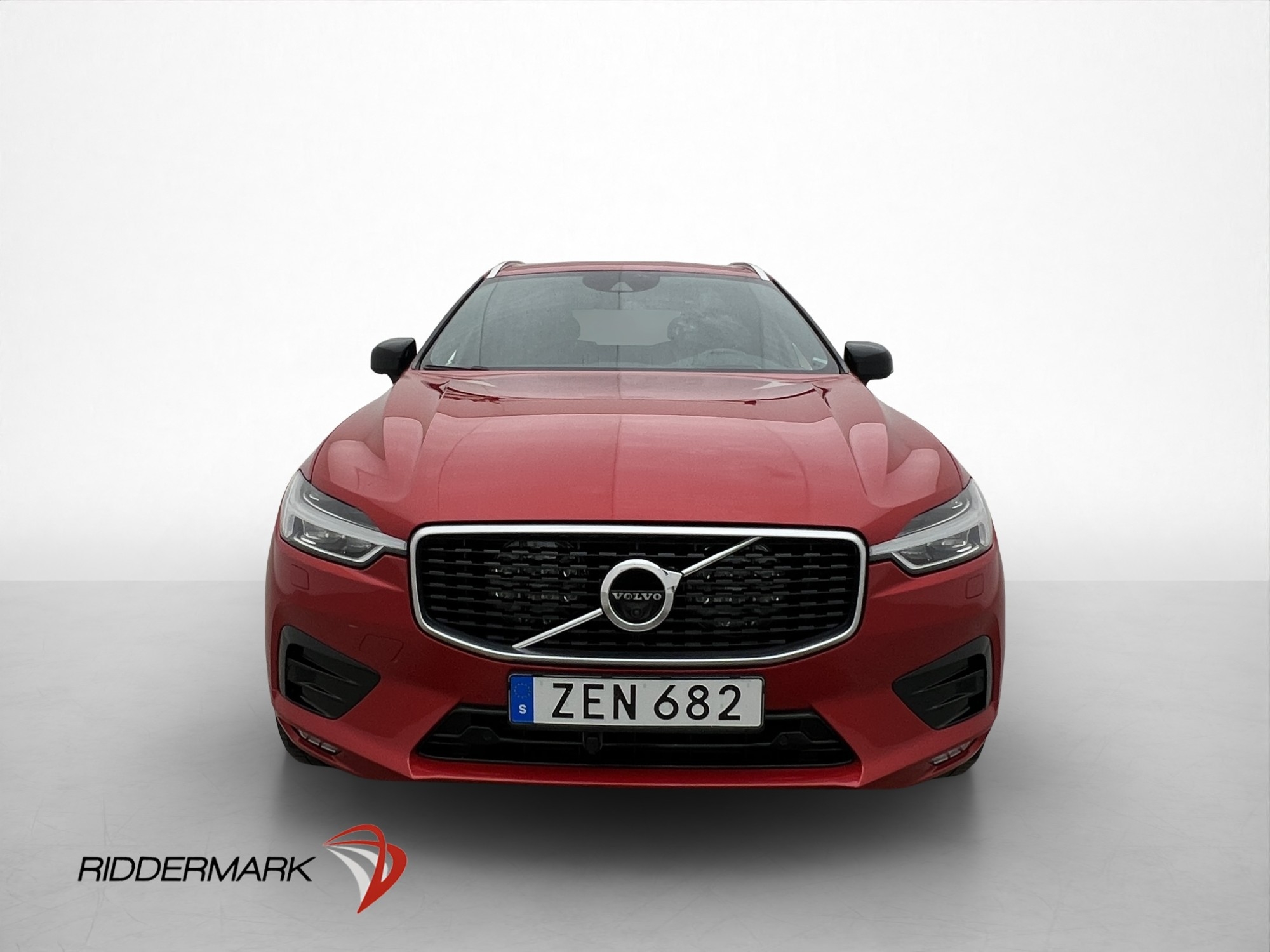 Volvo XC60 T5 AWD 250hk R-Design Pano 2018, bild 2/85