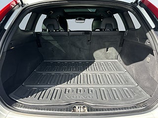 Volvo XC60 D4 AWD Geartronic Drag/Kamera/P-Värm/Pano/Skinn/S&Vdäck – bild 12