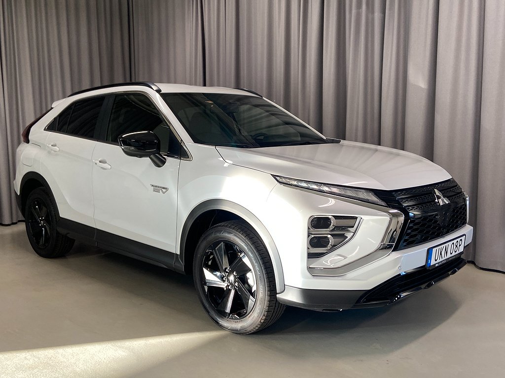 Mitsubishi Eclipse Cross Hybrid 2.4 4WD Black Ed Business