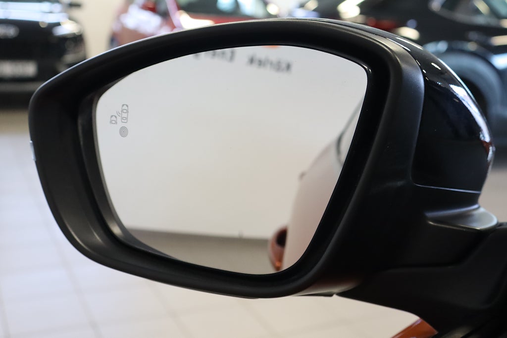 Bild på Peugeot 2008 GT 1.2 PT 130hk Aut - B-KAMERA, CARPLAY, NAV