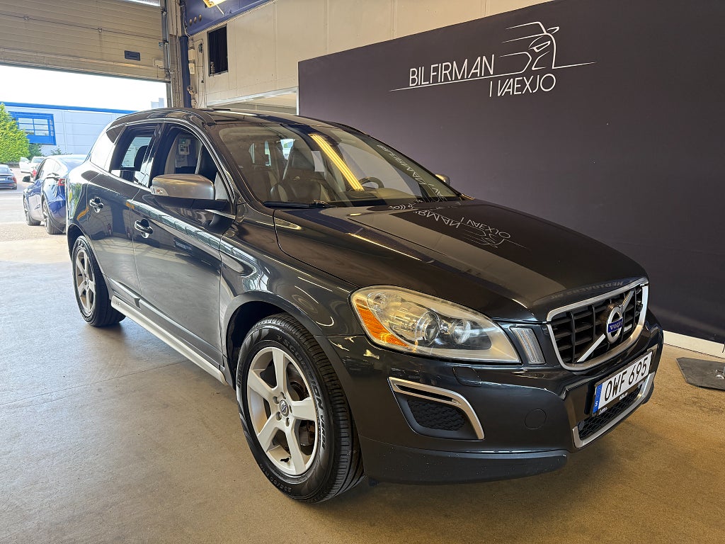 Volvo XC60 D5 AWD Geartronic R-Design 