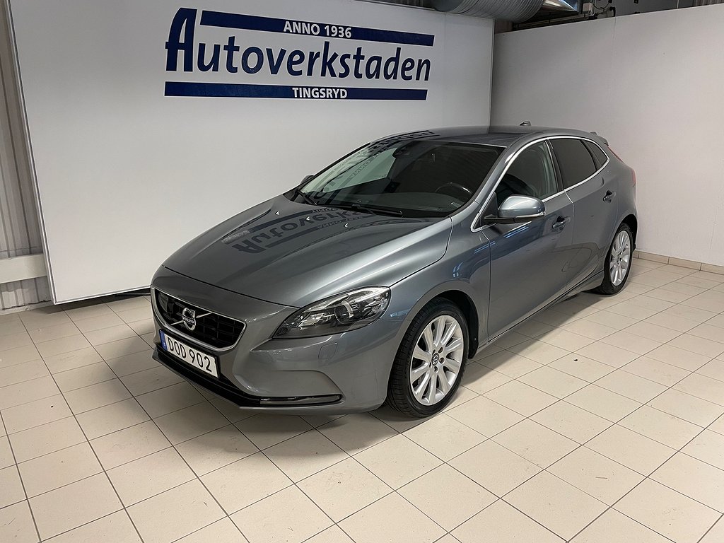 Volvo V40 D3 Momentum Business Ediiton VOC