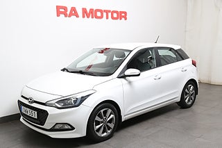 Halvkombi Hyundai i20 1 av 21
