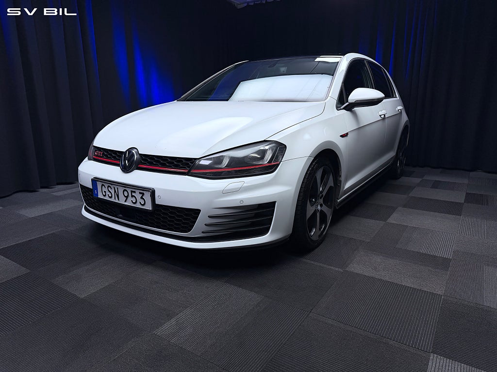 Volkswagen Golf 5-door GTI Performance 2.0 TSI BMT GTI Performance