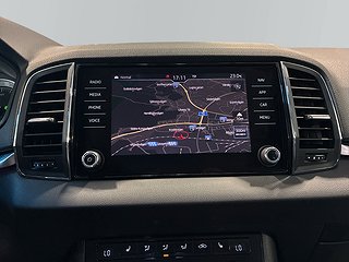 Skoda Karoq 2.0 TDI 4x4 Drag Värmare Navi Kamera S&V-däck