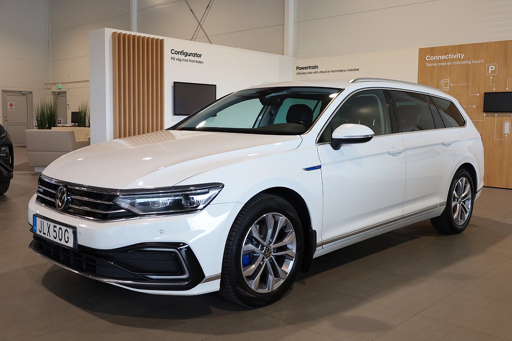 Volkswagen Passat SC GTE 1,4 TSI Executive DSG Värmare Drag 2021