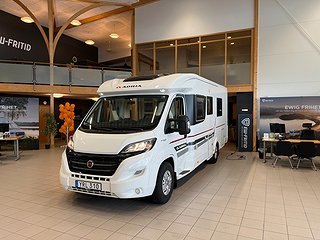 Husbil-halvintegrerad Adria CORAL PLUS 670 SLT