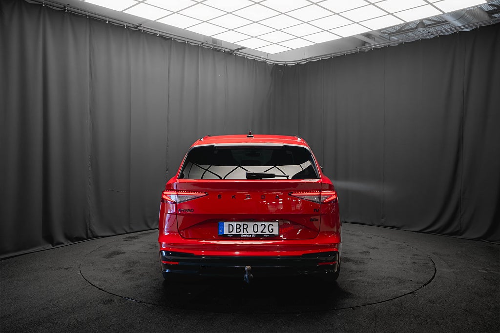 Skoda Enyaq iV 80x SPORTLINE CRYSTAL 21'' DRAG HUD CANTON 1-ÄGARE MOMS