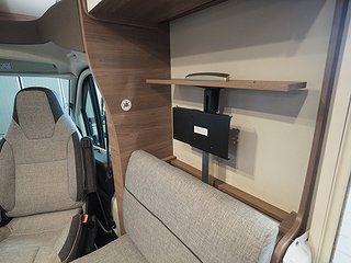 Husbil-övrigt Knaus Live Wave 700 MX 10 av 26