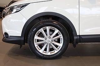 SUV Nissan Qashqai 7 av 23