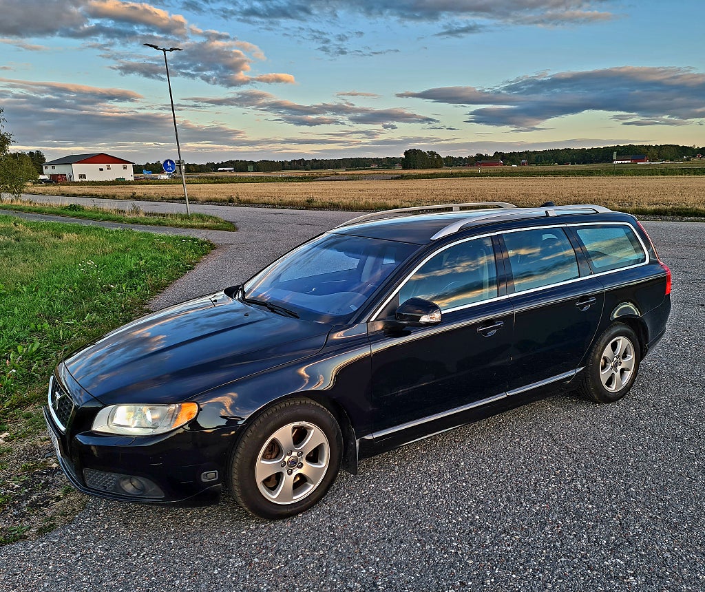 Volvo V70 2.5 FT SUMMUM, 1559:-/SKATT, FIN, FÅ ÄGARE, 