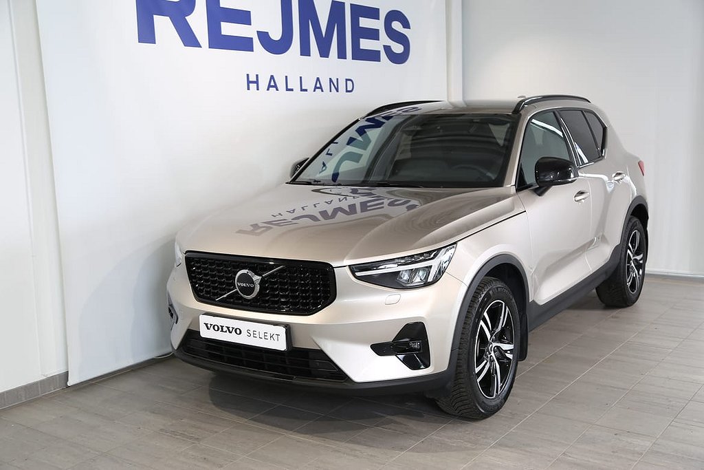 Volvo XC40 B4 FWD Bensin Plus Dark Drag Motorstol Förarstöd