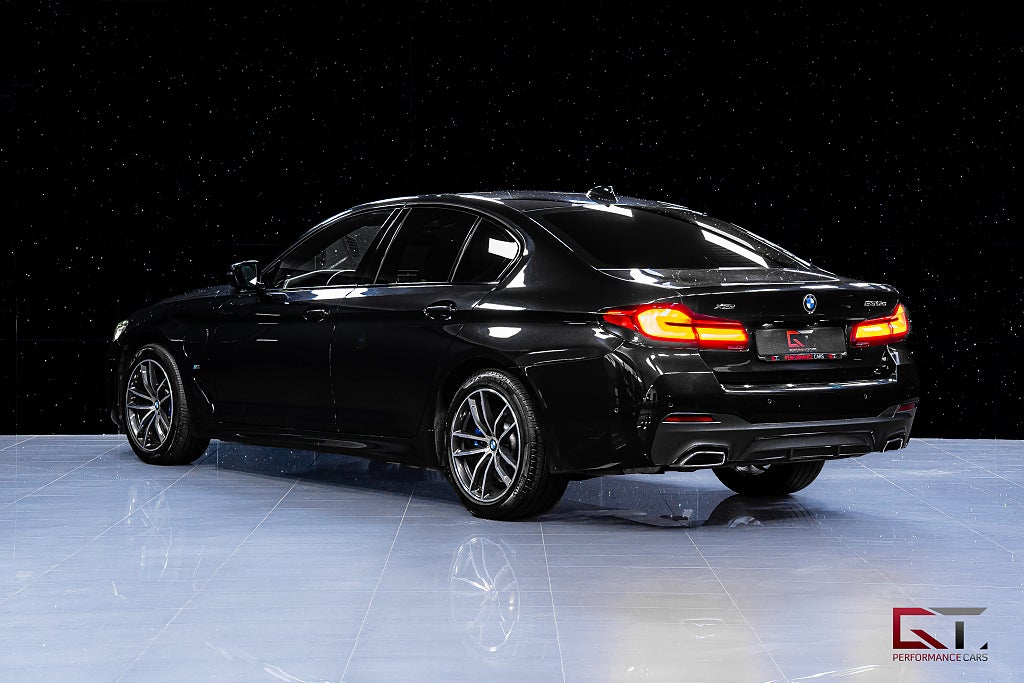 BMW 530e xDrive M-Sport MOMS Drag HuD Adaptiva-LED 360° Värmare