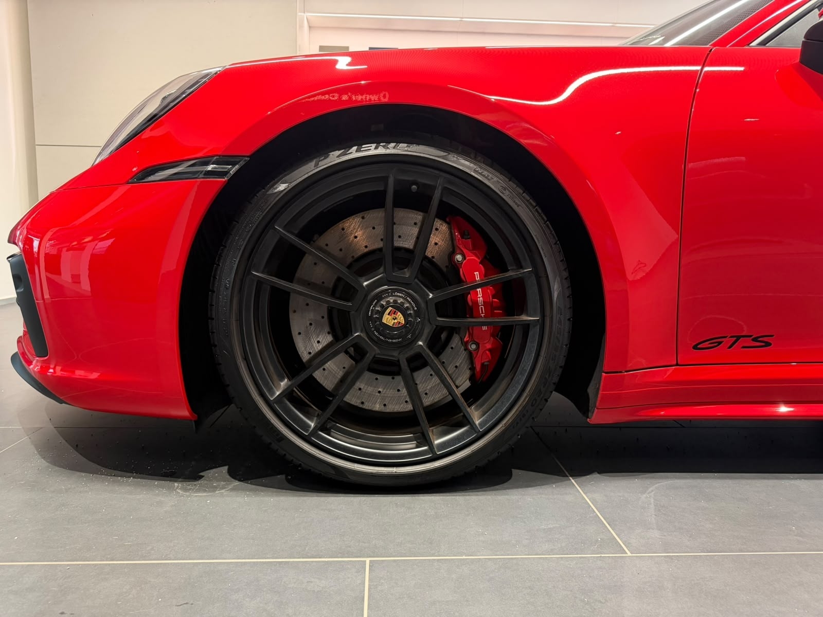 Porsche 911 4 GTS / 480hk 2024, bild 3/10