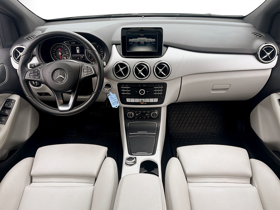 Bild på Mercedes-Benz B Urban 7G-DCT 122hk Aut B-KAMERA PANO