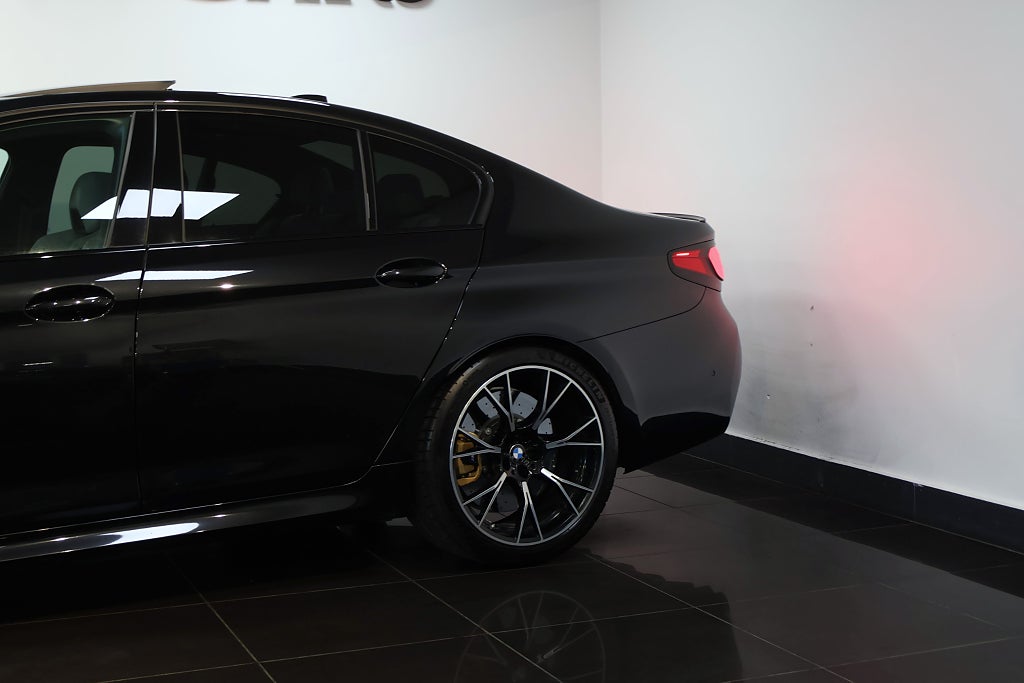 BMW M5 2022 - miniatyr 19