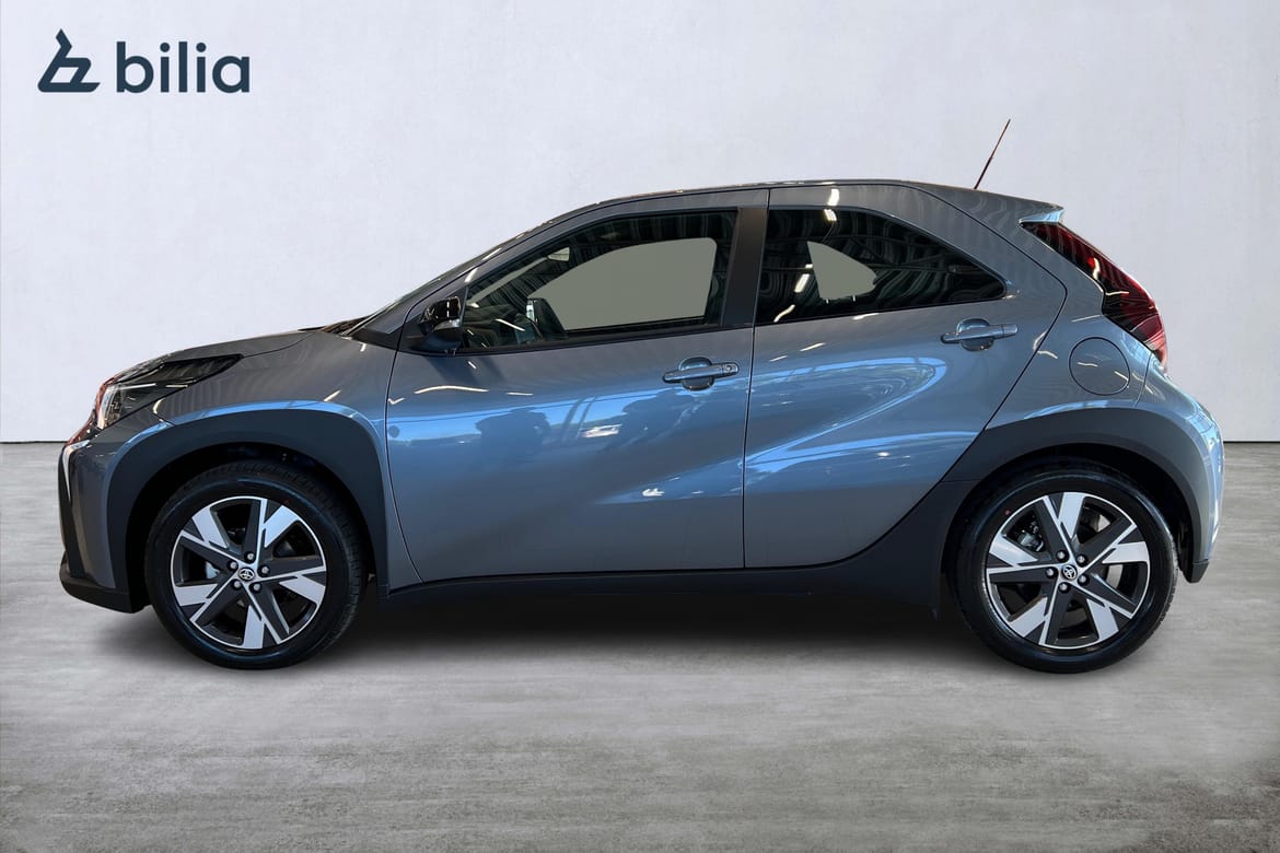 Toyota Aygo X PLAY HYBRID 2026, bild 3/10