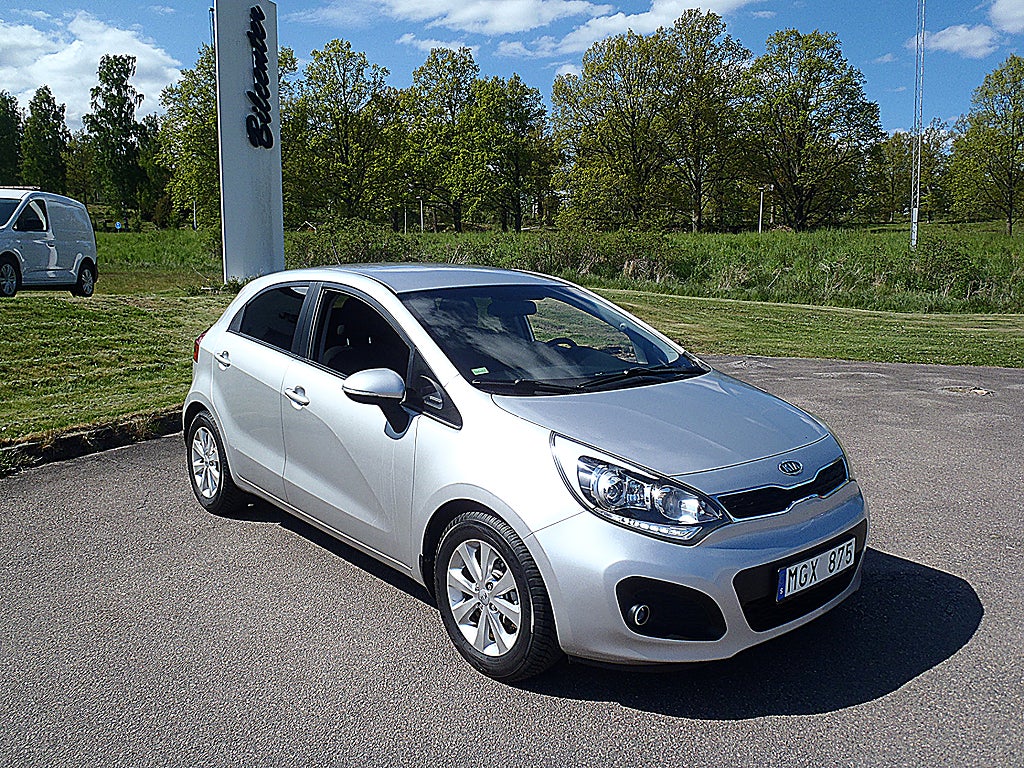 Kia Rio 5-dörrar 1.4 CVVT 109hk, Nyservad, 7800 mil