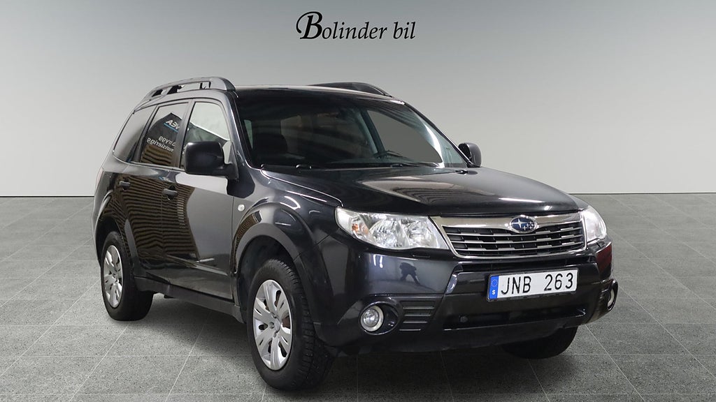 Subaru Forester 2.0 X 4WD AUTOMAT BT DRAGKROK NYBESIKTAD NYSERVAD