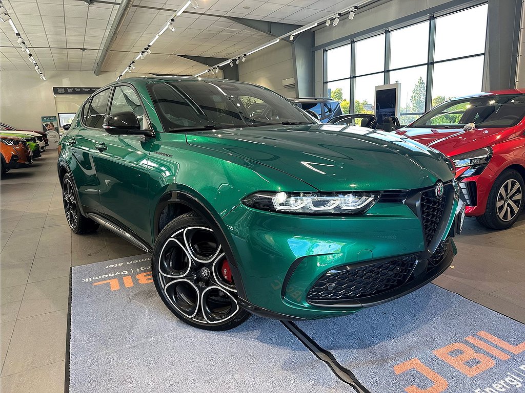 Alfa Romeo Tonale Edizione Speciale Hybrid 1-5 VGT TCT 160hk - EN ÄGARE