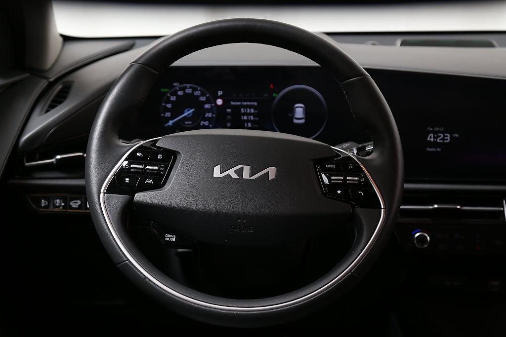 Kia Niro Plug-In-Hybrid 184hk Advance Plus Aut HuD H/K Skinn 2024